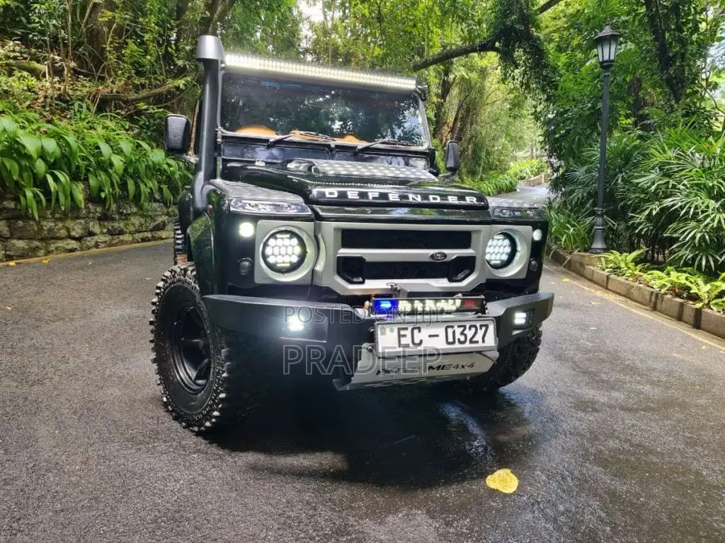 Land-Rover Defender 1980 SUV (Used)