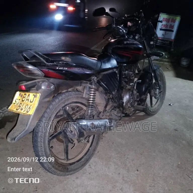 Bajaj Discover 2015 Motorbike (Used)