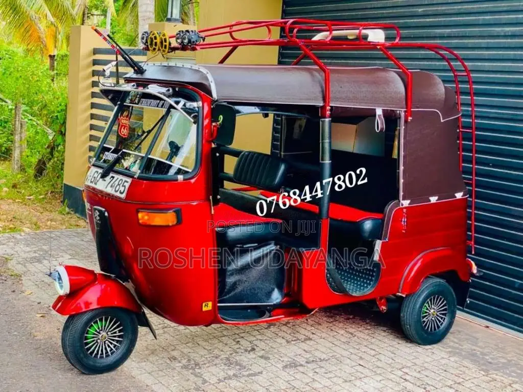 Bajaj 2 Stroke 2002 Three Wheel (Used)