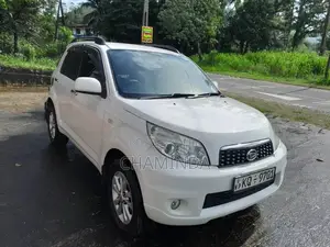 Daihatsu Terios Premium 2011 SUV (Used)