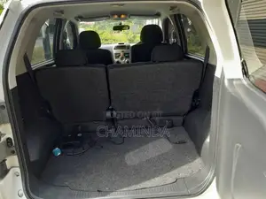 Daihatsu Terios Premium 2011 SUV (Used)