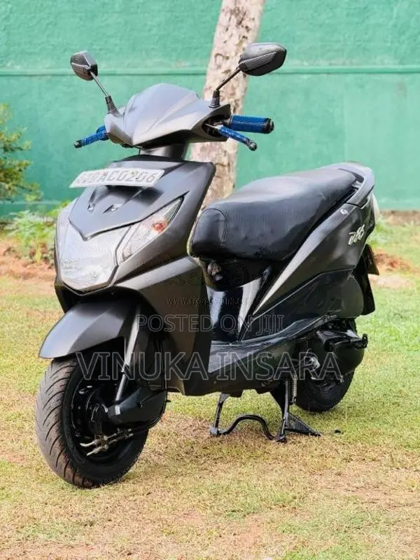 Honda Dio 2013 Motorbike (Used)