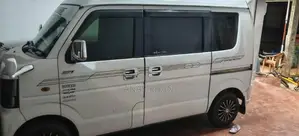 Suzuki Every 2015 Van (Used)