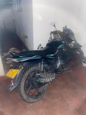 Bajaj Discover 100 2010 Motorbike (Used)