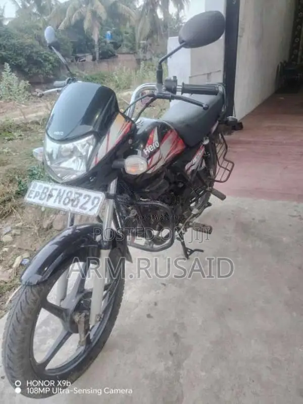 Hero CD Deluxe 2018 Motorbike (Used)