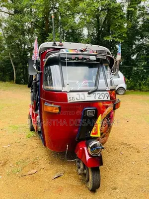 Bajaj RE 2 Stroke 2004 Three Wheel (Used)