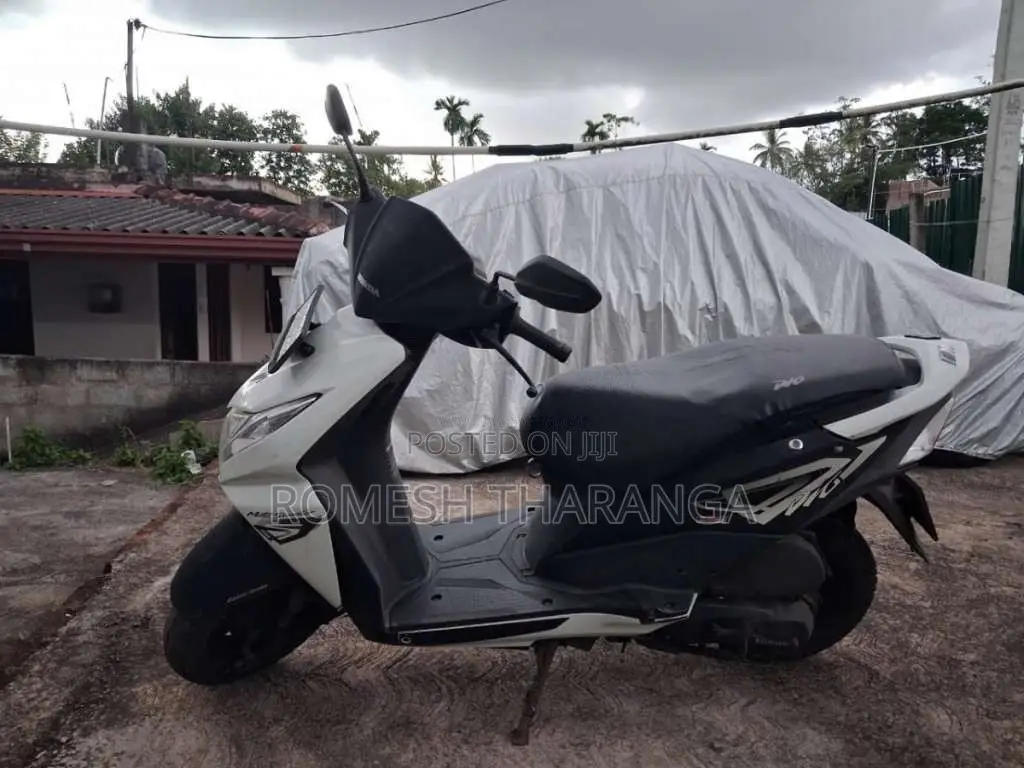 Honda Dio 2016 Motorbike (Used)