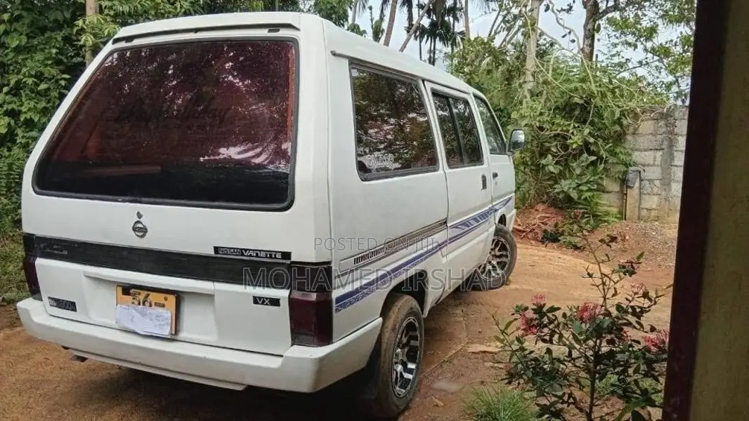 Nissan VanetteT LARGO 1989 Van (Used)