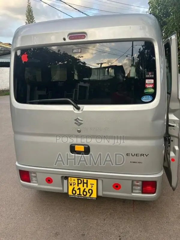 Suzuki Van 2016 Van (Used)