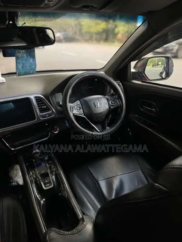 Honda Vezel RS 2017 SUV (Used)