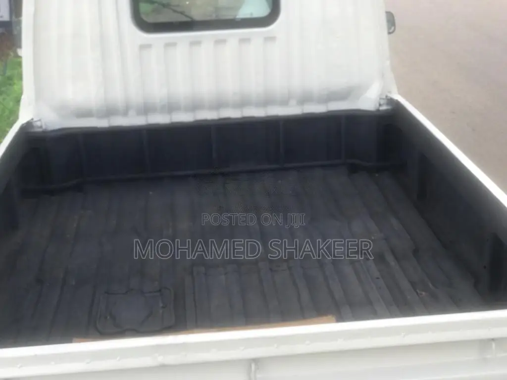 Mahindra Mdura 2015 Lorry (Used)