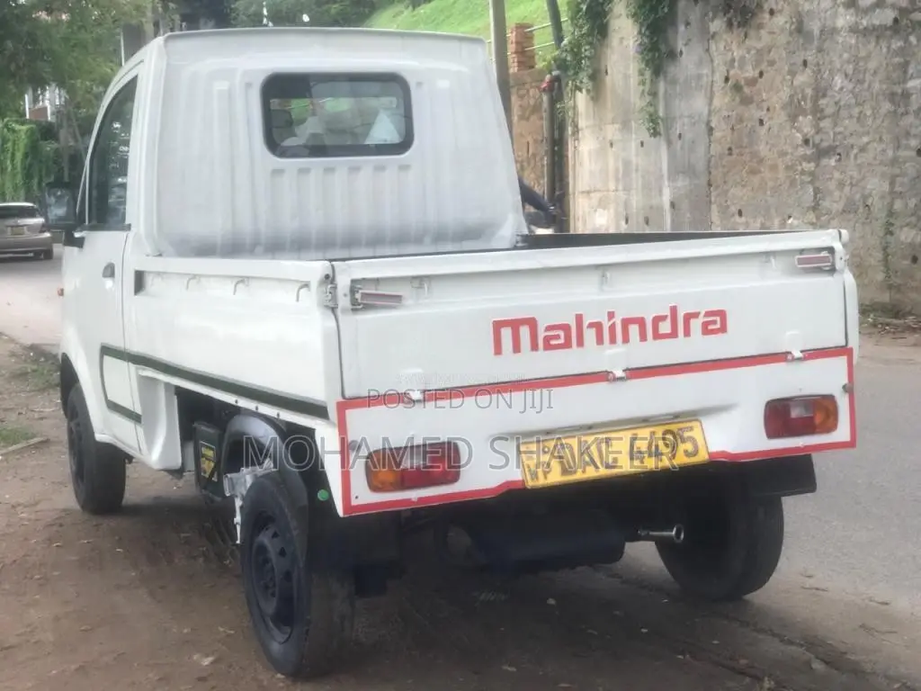Mahindra Mdura 2015 Lorry (Used)