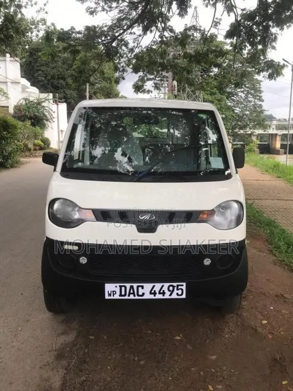 Mahindra Mdura 2015 Lorry (Used)