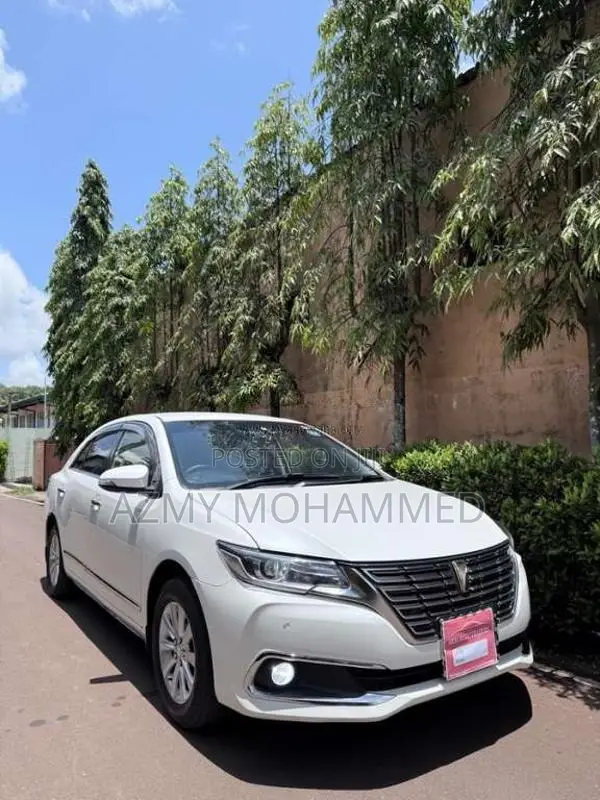 Toyota Premio 2017 Car (Used)