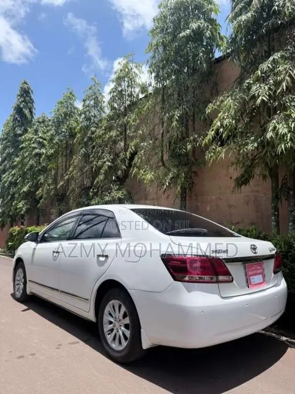 Toyota Premio 2017 Car (Used)