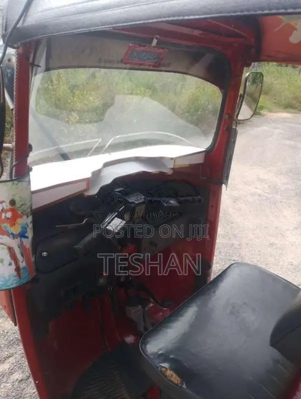 Bajaj 2 Stroke 2012 Three Wheel (Used)