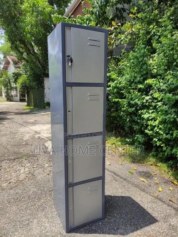 Steel Locker Cupboard 4D