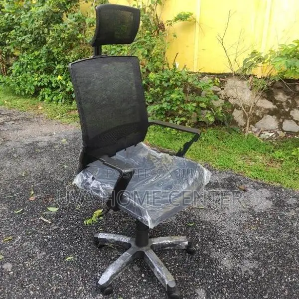 Piyestra ECH08 Head Rest Office Chair