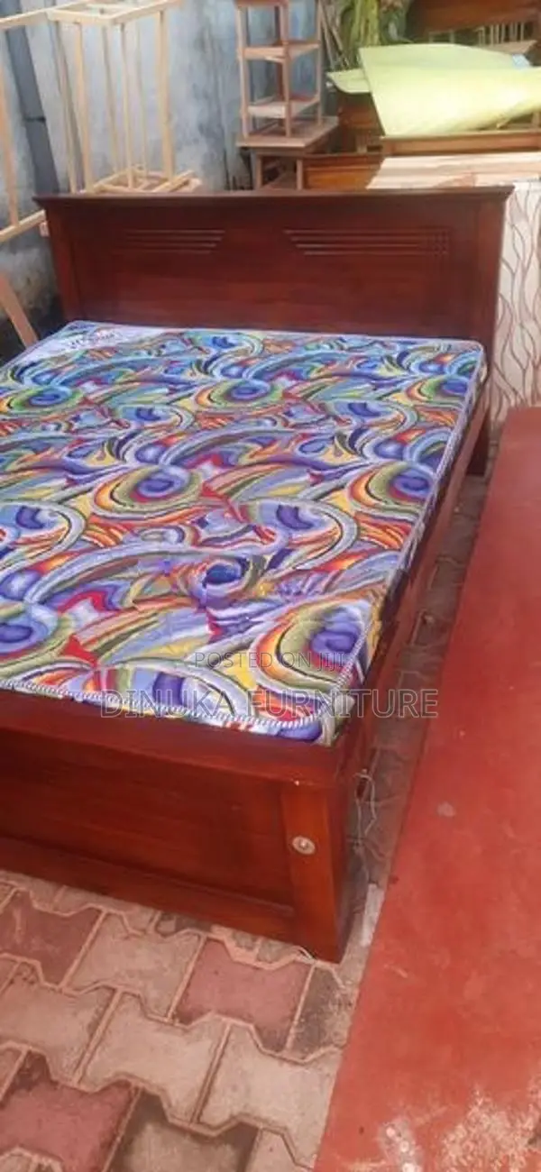 Queen Bed 6ft /5ft