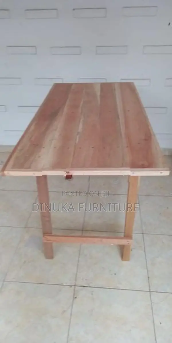 Table 4ft *2ft