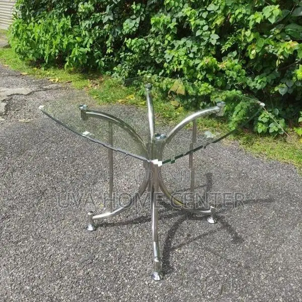 Glass Square Table 2.5×2.5Ft