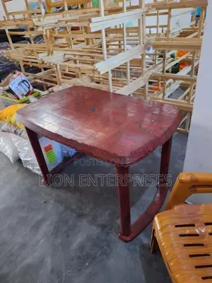 Plastic Dining Table