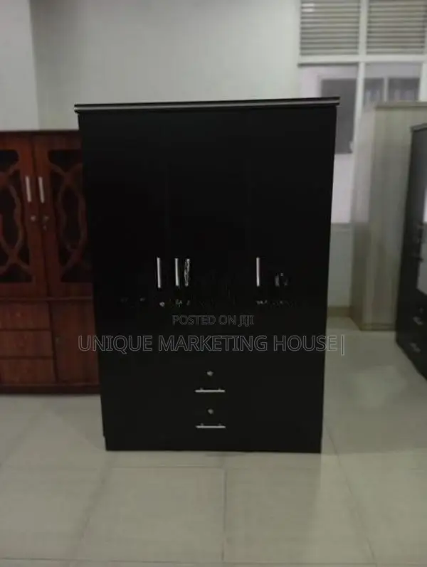 Modern 3d Camiliya Blk Wardrobe