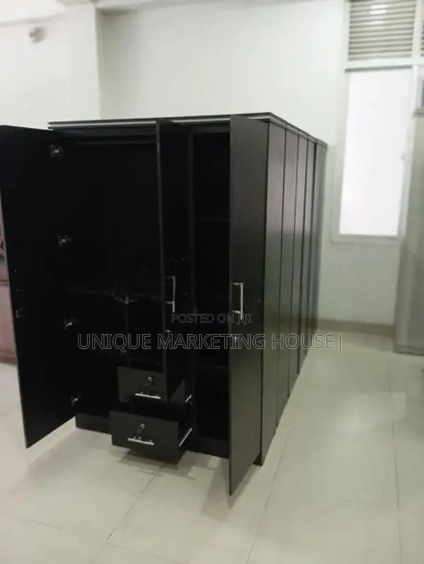 Modern 3d Camiliya Blk Wardrobe