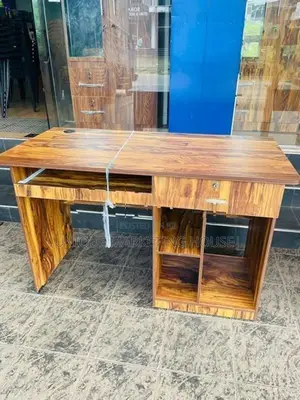 Modern 4x2 Computer Table