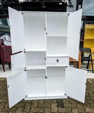 Modern 5ft White Smart cupboard