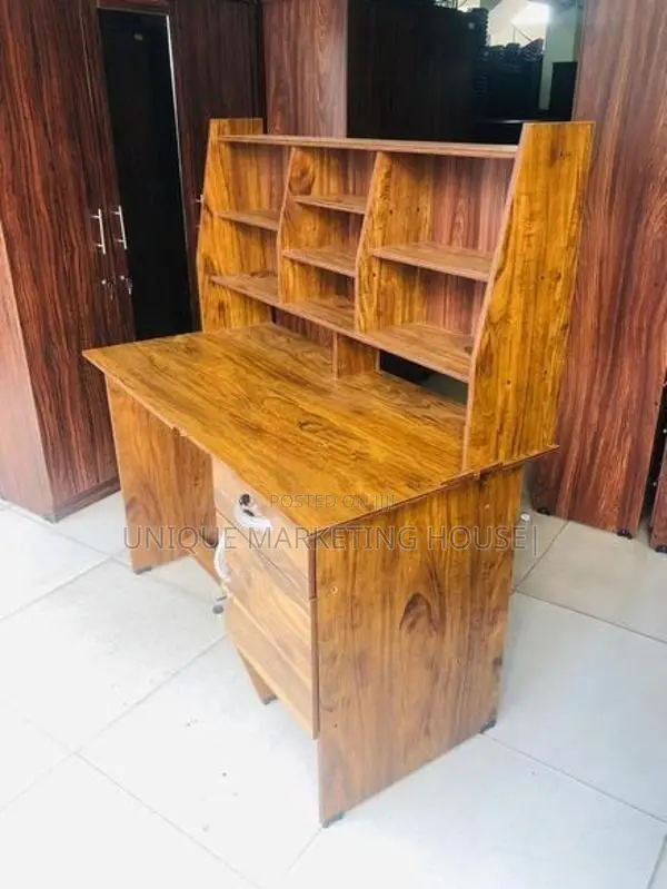 Modern 4x2 Hi-Rk Oak Study Table