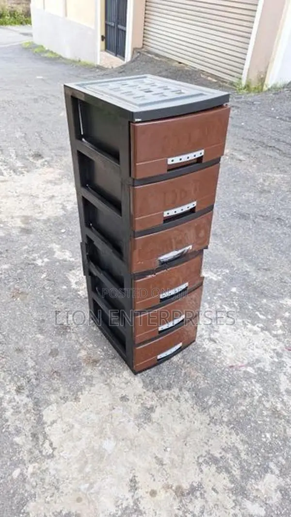 6D Plastic Cupboards