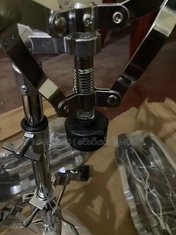 Sneyar Stands ( Heavy Adjustable )