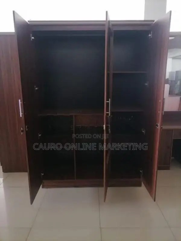 New Melamine 3 Door Mirror 6 X 4 Ft Wardrobe Cupboard