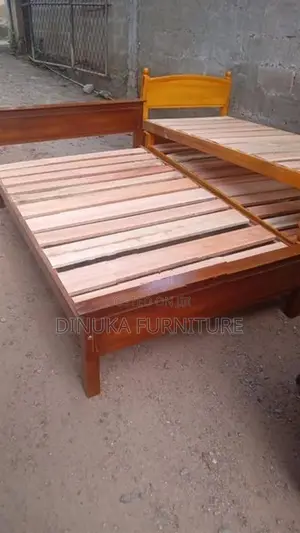 Bed 6ft 4ft