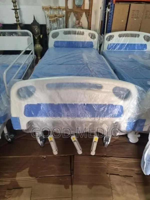 Manual Three Crank Patient Hospital Bed