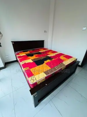 Modern 6x6 Queen Teak Bed with Pyestra Hybrid mattress