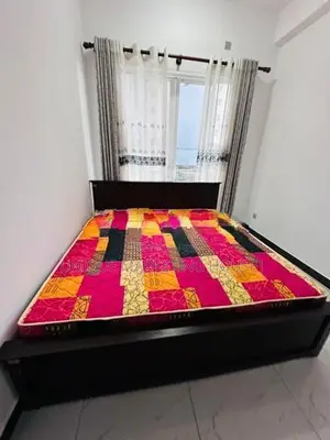 Modern 6x6 Queen Teak Bed with Pyestra Hybrid mattress