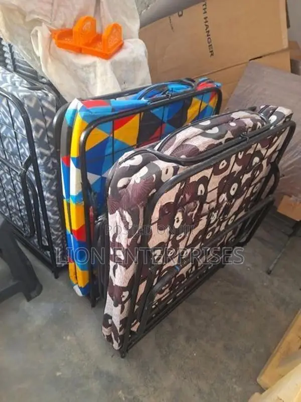 Foldable Bed with Mattress