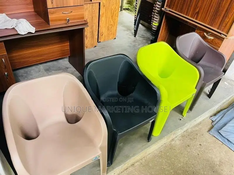 Nilkamal Ezzzy Modern Plastic Chairs