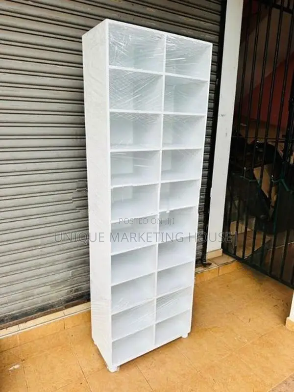 Modern 20Pcs White Smart Rack