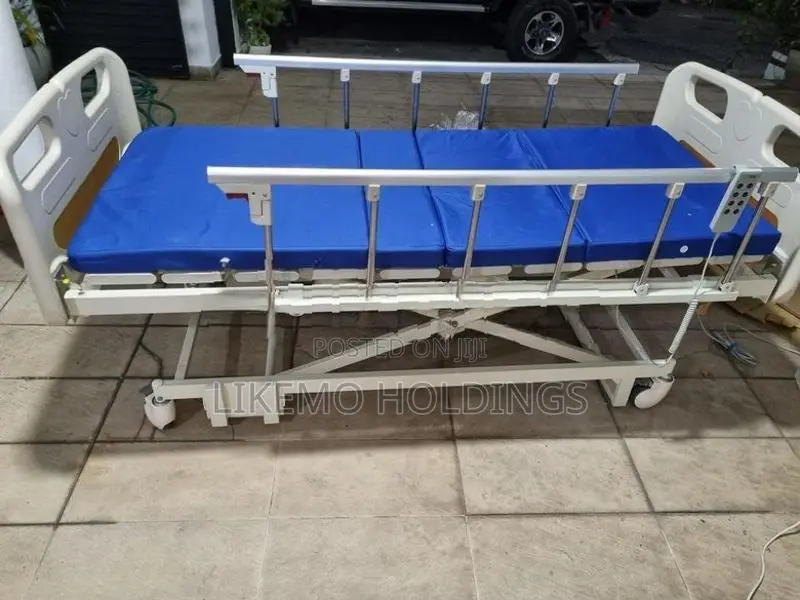 Patient Four Function Electric Hospital Beds