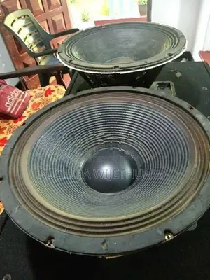 18" W Bin - 4000W Speakers