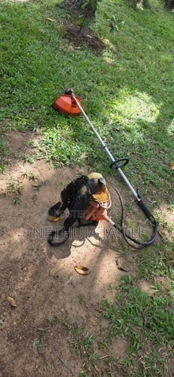 තණකොල කපන යන්ත්‍රය