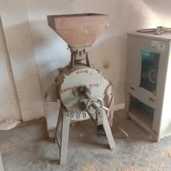 Flour Grinding Machine