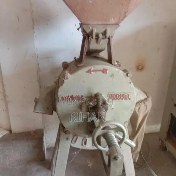 Flour Grinding Machine