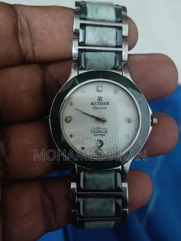AccuRate Watch