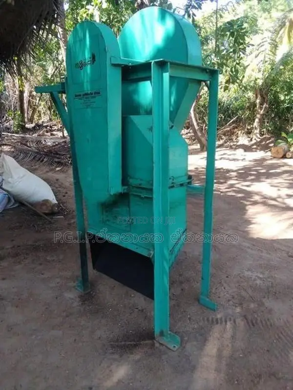 පොල් ලෙලි කපන මැෂින්