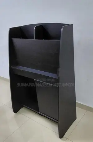 Damro Compact Foldable Study/Computer Desk (Light Use With No Damage)