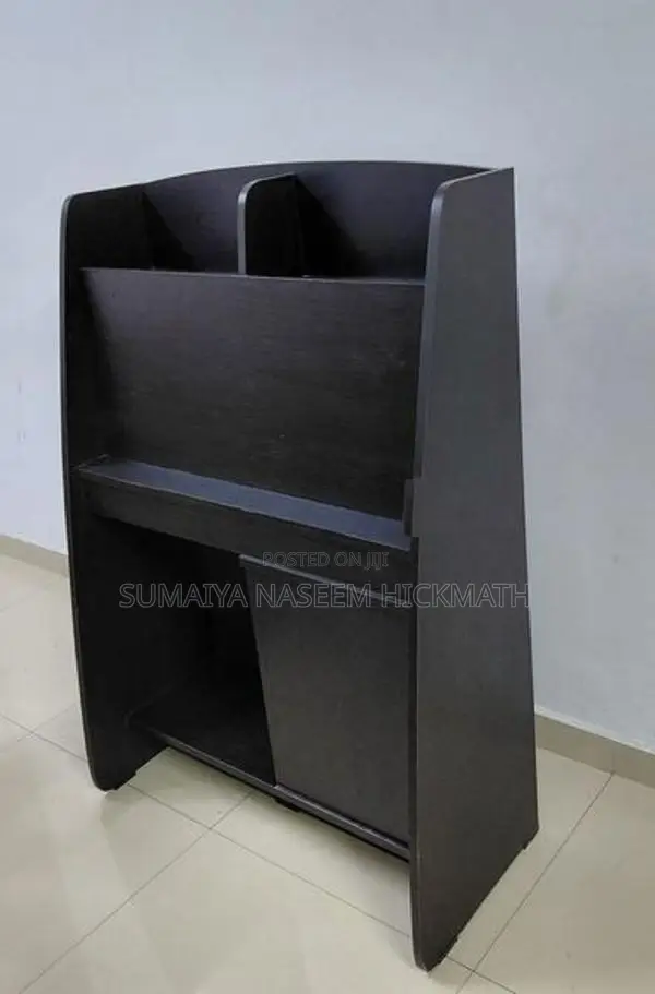 Damro Compact Foldable Study/Computer Desk (Light Use With No Damage)